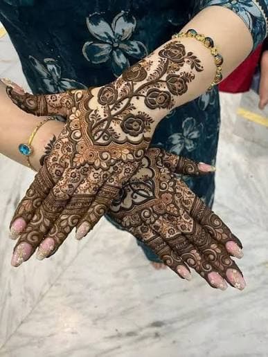 Party Mehendi - Luxury Mehendi Service in Bangalore