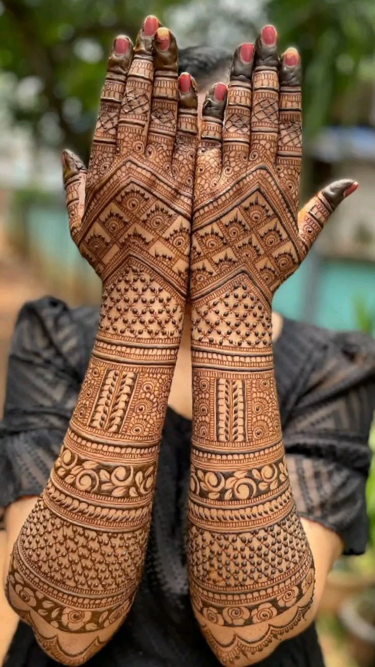 Premium Wedding Mehendi